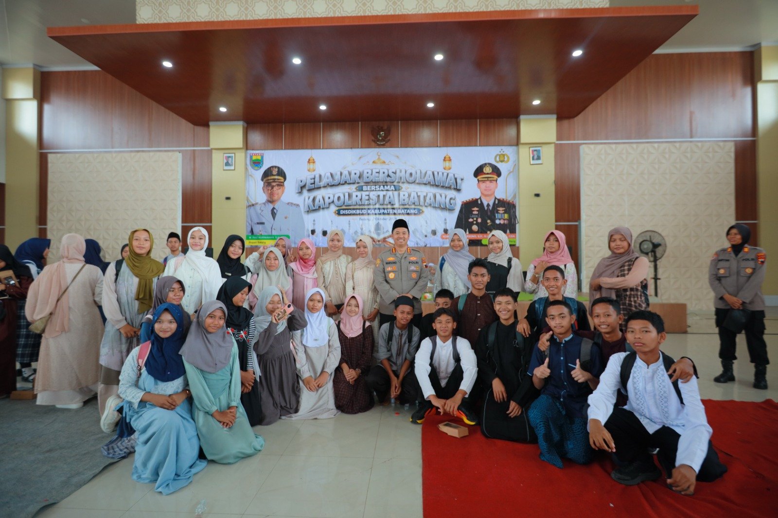 Kapolresta Batang Pesan ke Ratusan Pelajar SMP dan MTs: Ilmu Tinggi Baru Bermakna Kalau Dibarengi Akhlak Mulia
