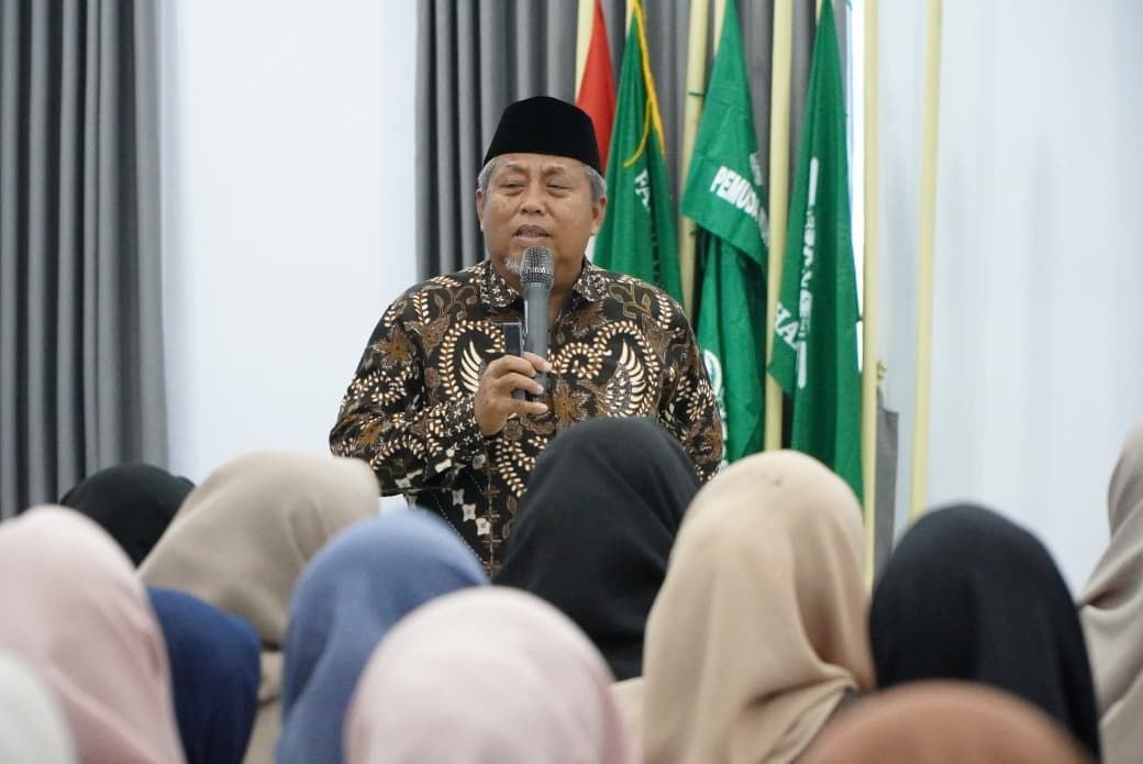 Ketua PP Muhammadiyah Isi Kuliah Umum di FK UMGO Gorontalo, Tekankan Ilmu, Skill, Sikap, dan Integritas