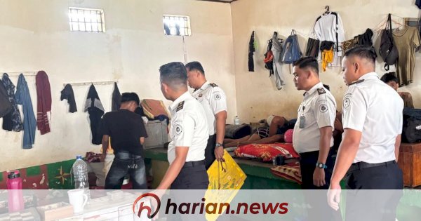 Lapas Palopo Geledah 08.30 WITA Seluruh Hunian WBP, Kalapas Jose Quelo Tegaskan Tak Ada Perlakuan Khusus