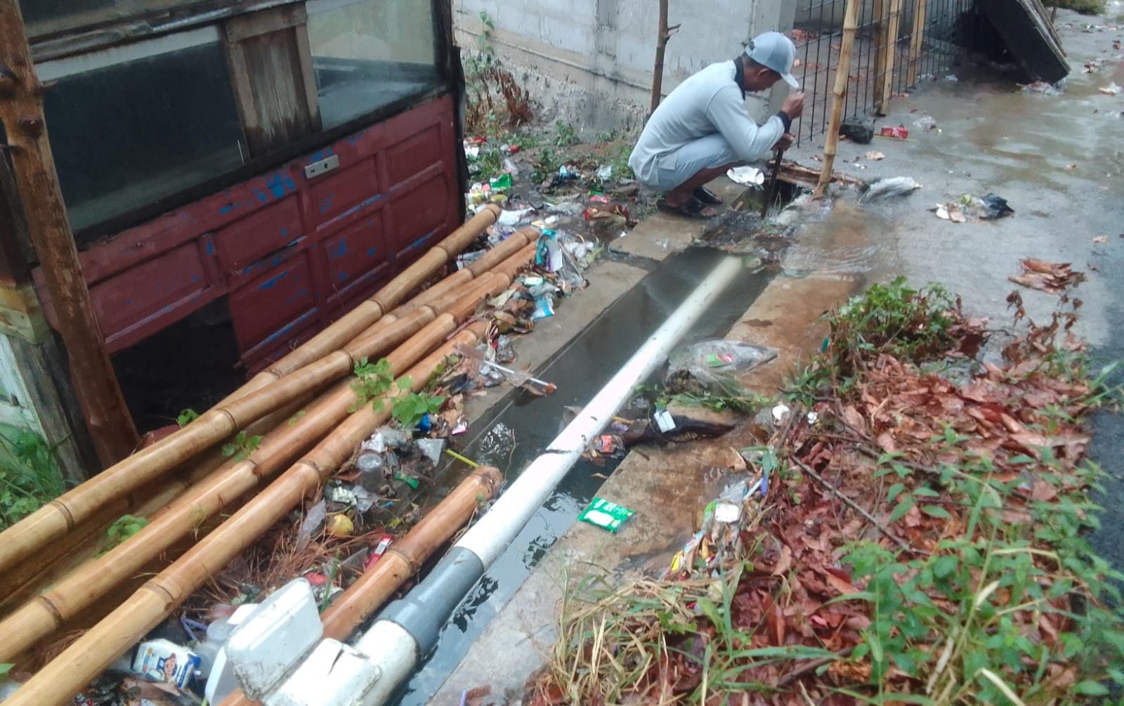 Kecamatan Belik Pemalang Imbau Kerja Bakti Bersihkan Selokan Antisipasi Banjir Musim Hujan