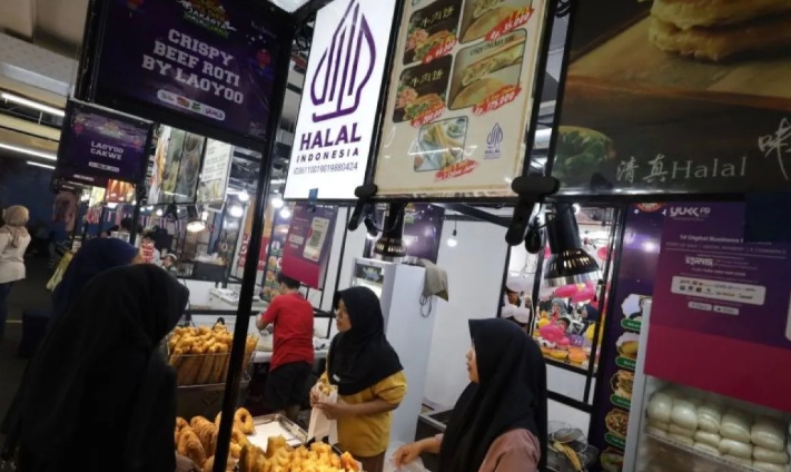 Standar Layanan Ramah Muslim Diperkuat untuk Wisata Halal Indonesia
