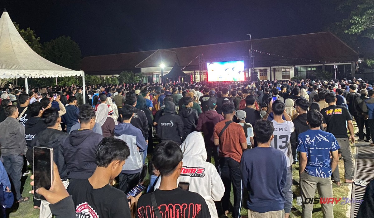 Ribuan Warga Kebumen Nobar Final ASEAN Cup di Pendopo Kabumian, Indonesia Juara Lewat Adu Penalti
