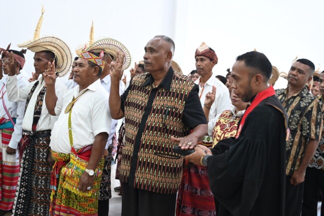 Bupati Kupang Lantik 52 Anggota BPD Periode 2026-2034, Tekankan Pengawasan Konstruktif di Desa