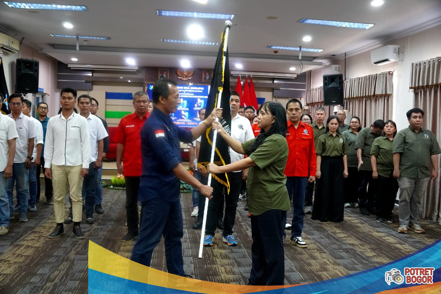 Ketum IWO Dwi Christianto Lantik Pengurus Wilayah Sulut dan 5 Pengurus Daerah di Manado