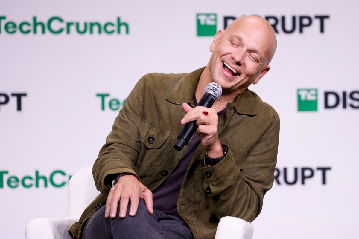Tony Fadell Ungkap Alasan Gadget AI Generasi Pertama Gagal di Pasaran