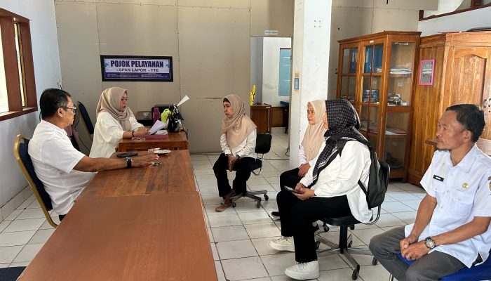 Diskominfo Majene Matangkan Monitoring PPID Antar-OPD dan Kesiapan Posko NTPD 112