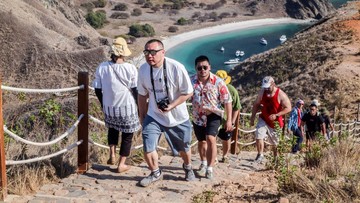 TN Komodo Dikunjungi 379.554 Wisatawan Januari-September 2026