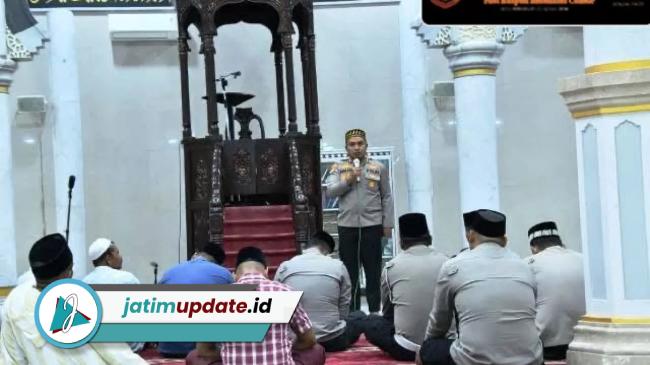 Kapolres Aceh Timur Ajak Warga Peureulak Timur Hidupkan Siskamling Lewat Program Subuh Keliling