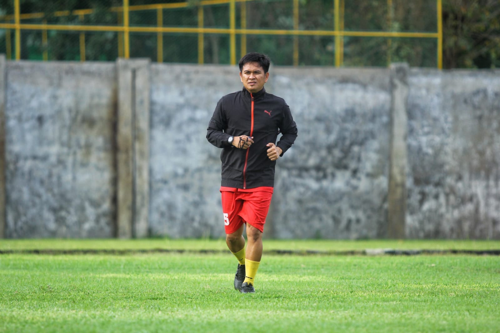 Coach Mamal Bawa Pengalaman 6 Klub Profesional ke PS Luwu U-15 untuk Piala Soeratin