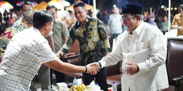 Wali Kota Gorontalo Adhan Dambea Ubah Malam Puncak HUT ke-81 TNI di Lapangan Taruna Remaja Jadi Pesta Rakyat
