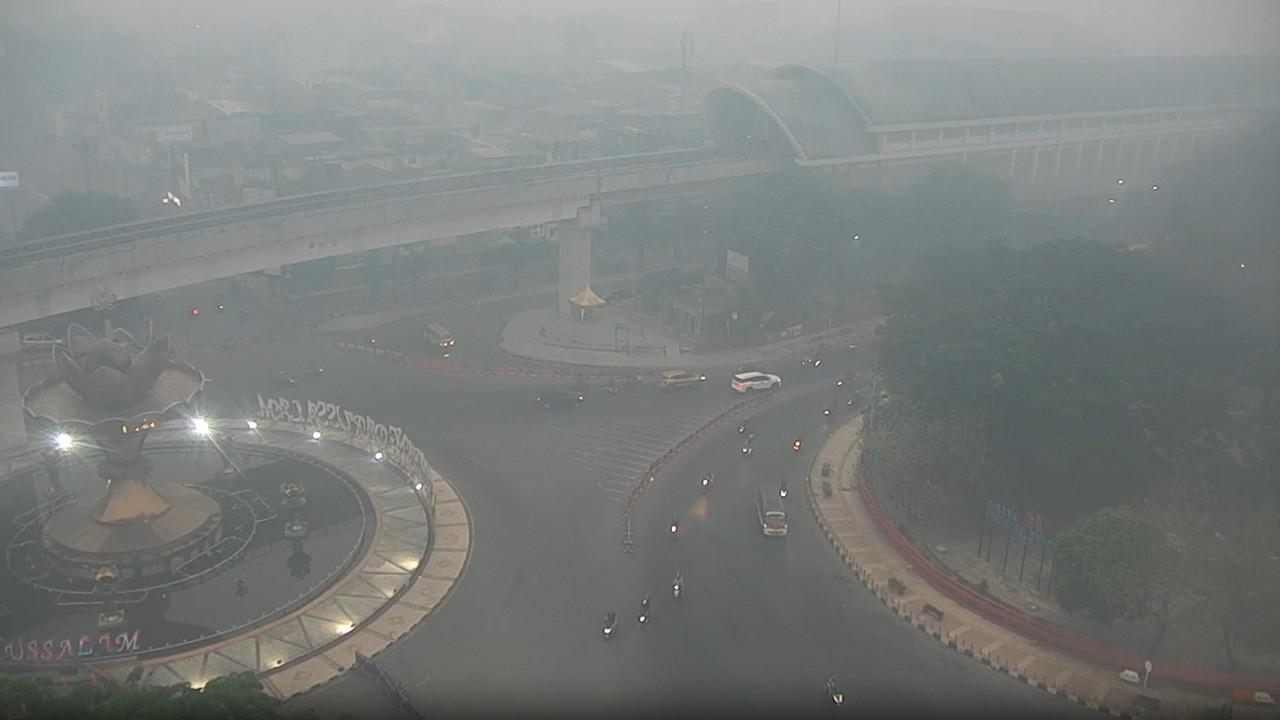 Kabut Asap Kepung Palembang, Kualitas Udara AQI 178 Masih Kategori Tidak Sehat
