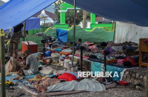 Ombudsman Temukan 100 Pengungsi Gempa NTT di Tenda Tak Layak, DPR Desak BNPB Bertindak Sebelum Musim Hujan