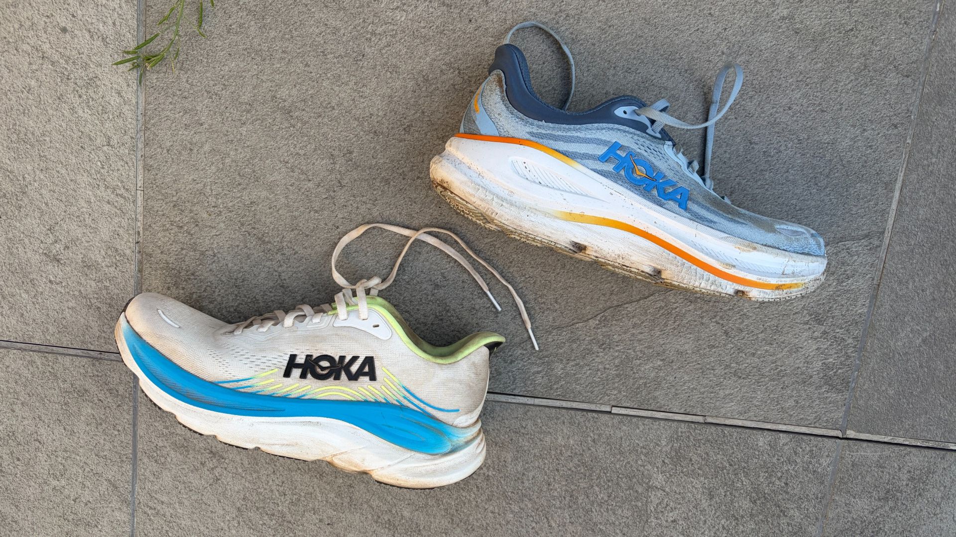 Hoka Bondi 9 vs Clifton 11: Mana yang Layak Dibeli Pelari Indonesia