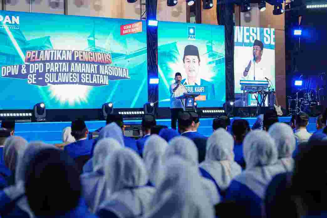 Gubernur Sulsel Beberkan Proyek Multi Years Rp 3,7 Triliun dan Jalan 1.400 Km di Pelantikan PAN