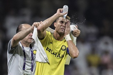 Ange Postecoglou Pastikan Cristiano Ronaldo Siap Main untuk Al Nassr