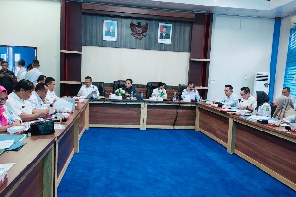 Bupati Lebong Peringatkan OPD dengan Realisasi Anggaran Rendah, Soroti Absensi Fiktif di 2 Kecamatan