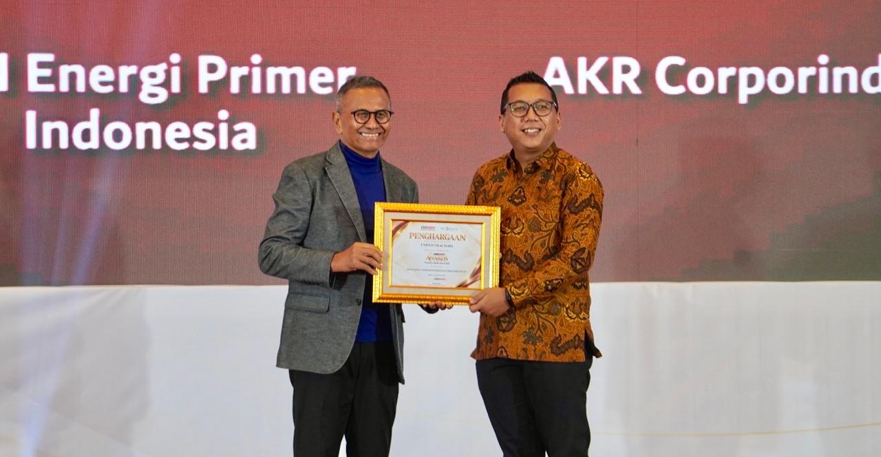 United Tractors dan PAMA Raih Trusted & Popular Brand 2026