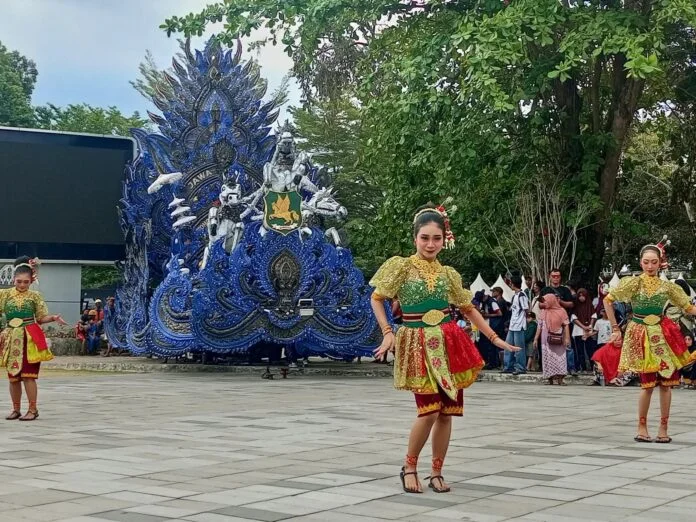 Musik Tongtong Khas Madura Perdana Tampil di Riders Parade MotoGP Mandalika 2026 di Mataram