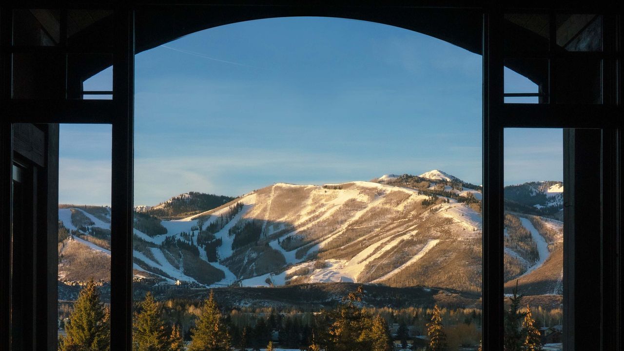 7 Resor Ski AS yang Berpotensi Panen Salju Berkat El Niño 2026-27