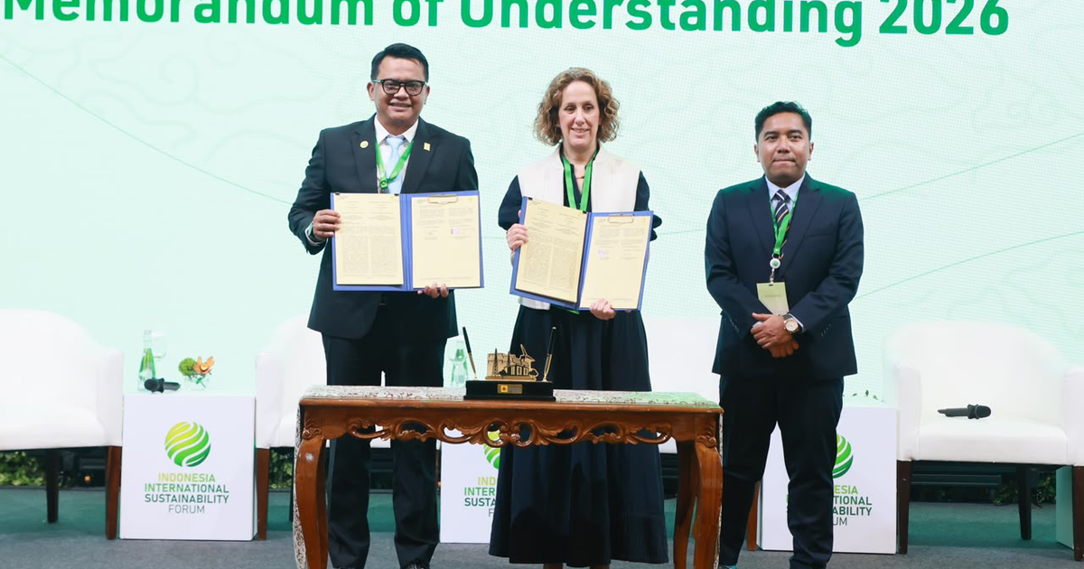 PLN Gandeng RE100, Permintaan Energi Hijau Industri Melonjak