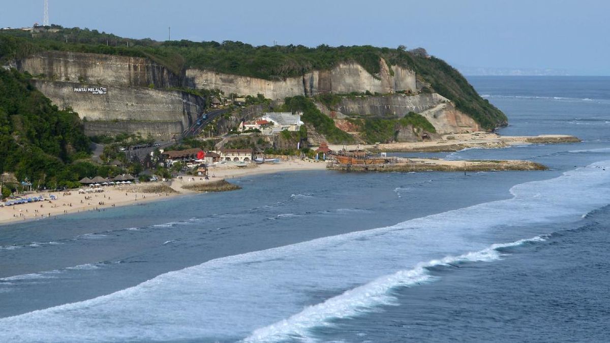 9 Pantai Terbaik di Bali untuk Liburan, dari Melasti hingga Nusa Dua