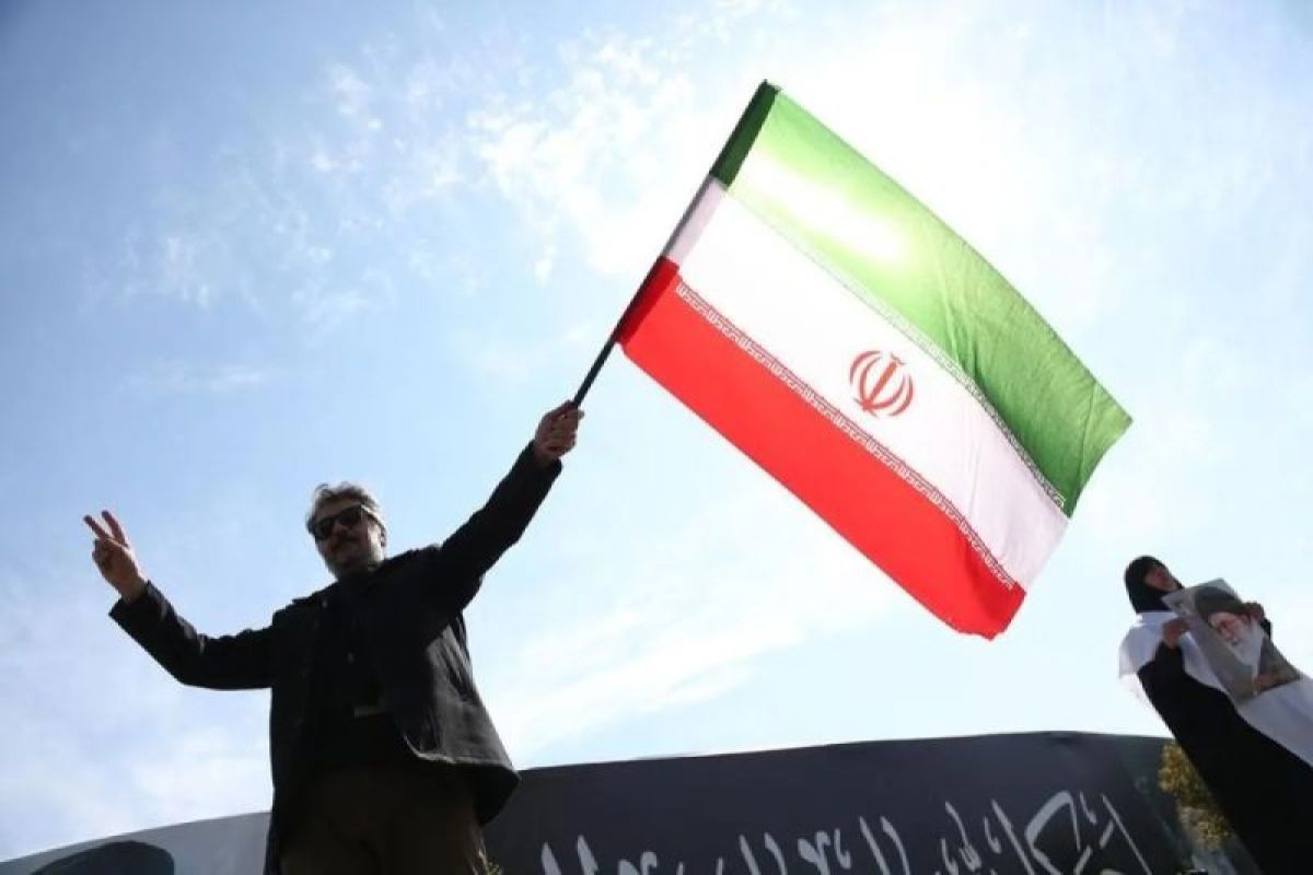 Presiden Iran Sebut Blokade AS Sulit Berhasil karena Berbatasan dengan 15 Negara