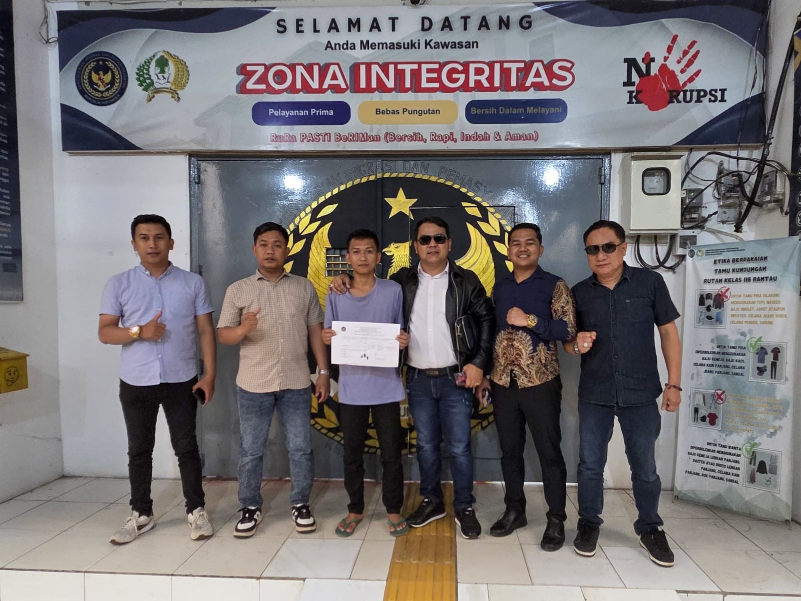 PN Rantau Bebaskan Ade Sasono dari Dakwaan Tambang Ilegal, Ekskavator XCMG Dikembalikan ke Pemiliknya