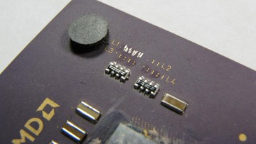 Coretan Pensil di Prosesor AMD Athlon, Trik Overclocking Ikonik Era 2000-an