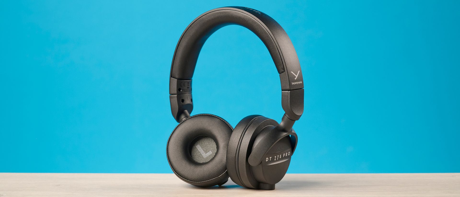 Review Beyerdynamic DT 275 Pro: Bass Nendang, Treble Ketutupan