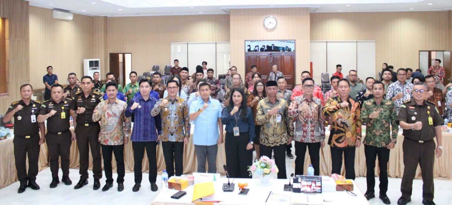 Sekda Mitra Hadiri Rapat Pendampingan Hukum Program Perumahan di Kejati Sulut, Libatkan Bupati-Wali Kota se-Sulut