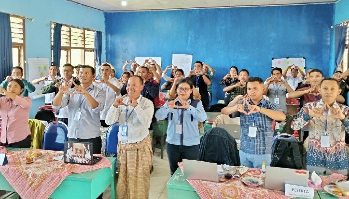 Kepala Dinas PPO Manggarai Sebut SPMI Momentum Guru Evaluasi Kualitas Pembelajaran di 6 SMP Penerima BOS Kinerja