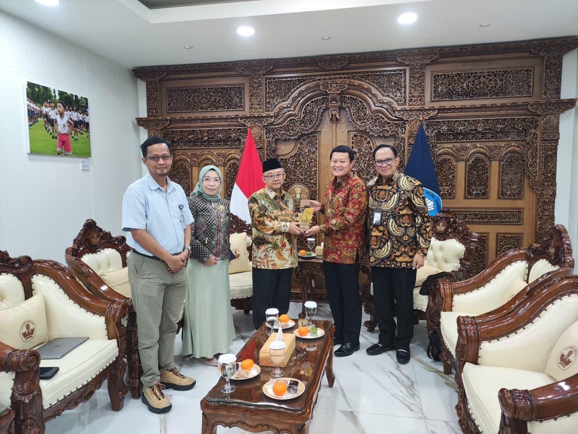 Bank NTB Syariah Audiensi dengan Mendikdasmen, Bahas Layanan Keuangan untuk 54.395 Guru dan ASN Pendidikan