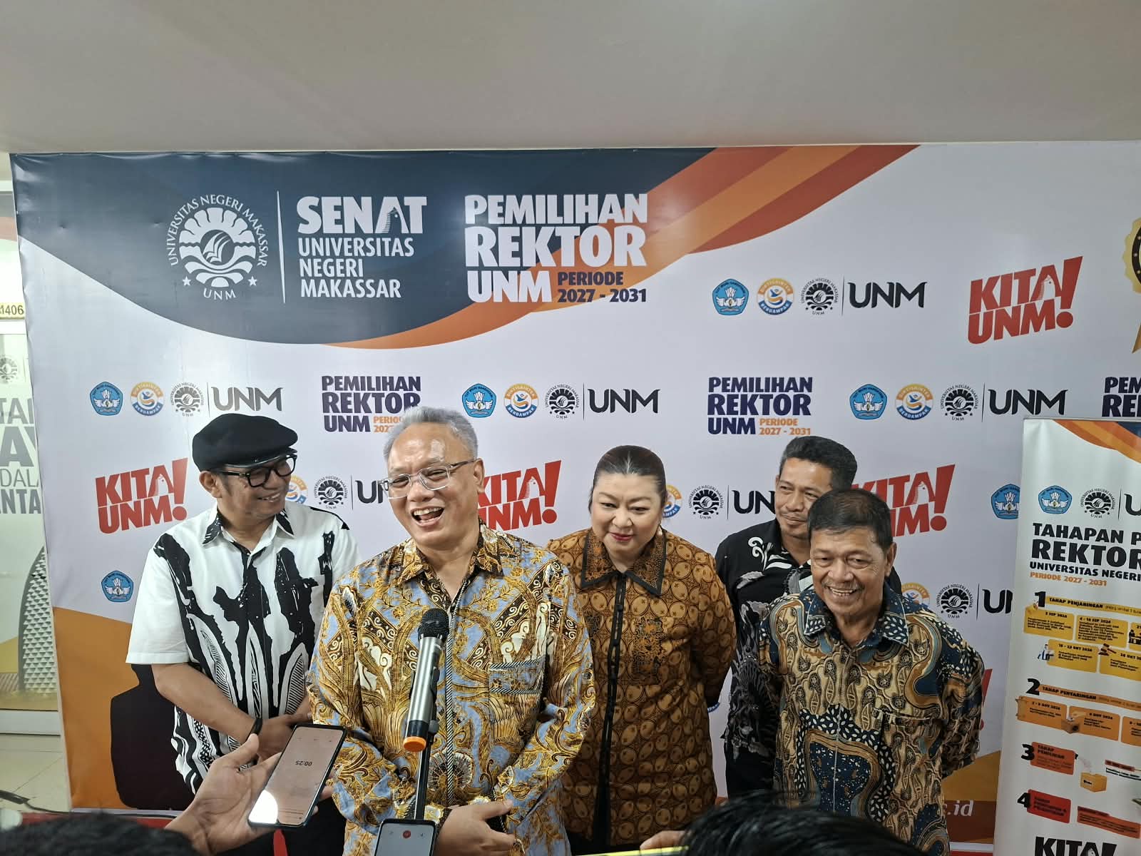 Wakil Rektor III UNM Arifin Manggau Dampingi Prof Ismunandar Daftar Pilrek 2027-2031 di Gedung Pinisi