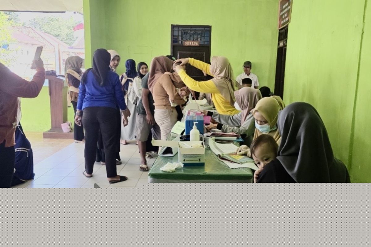 Universitas Mandala Waluya Kendari Edukasi 2 Kelompok Kunci Cegah Tengkes di Desa Bajoe Konawe