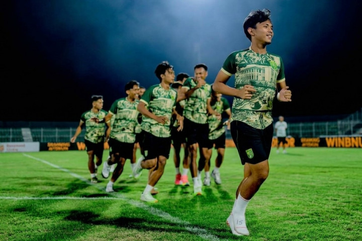 BRI Super League Hari Ini: Persebaya Bertandang, Persik Jamu Madura United