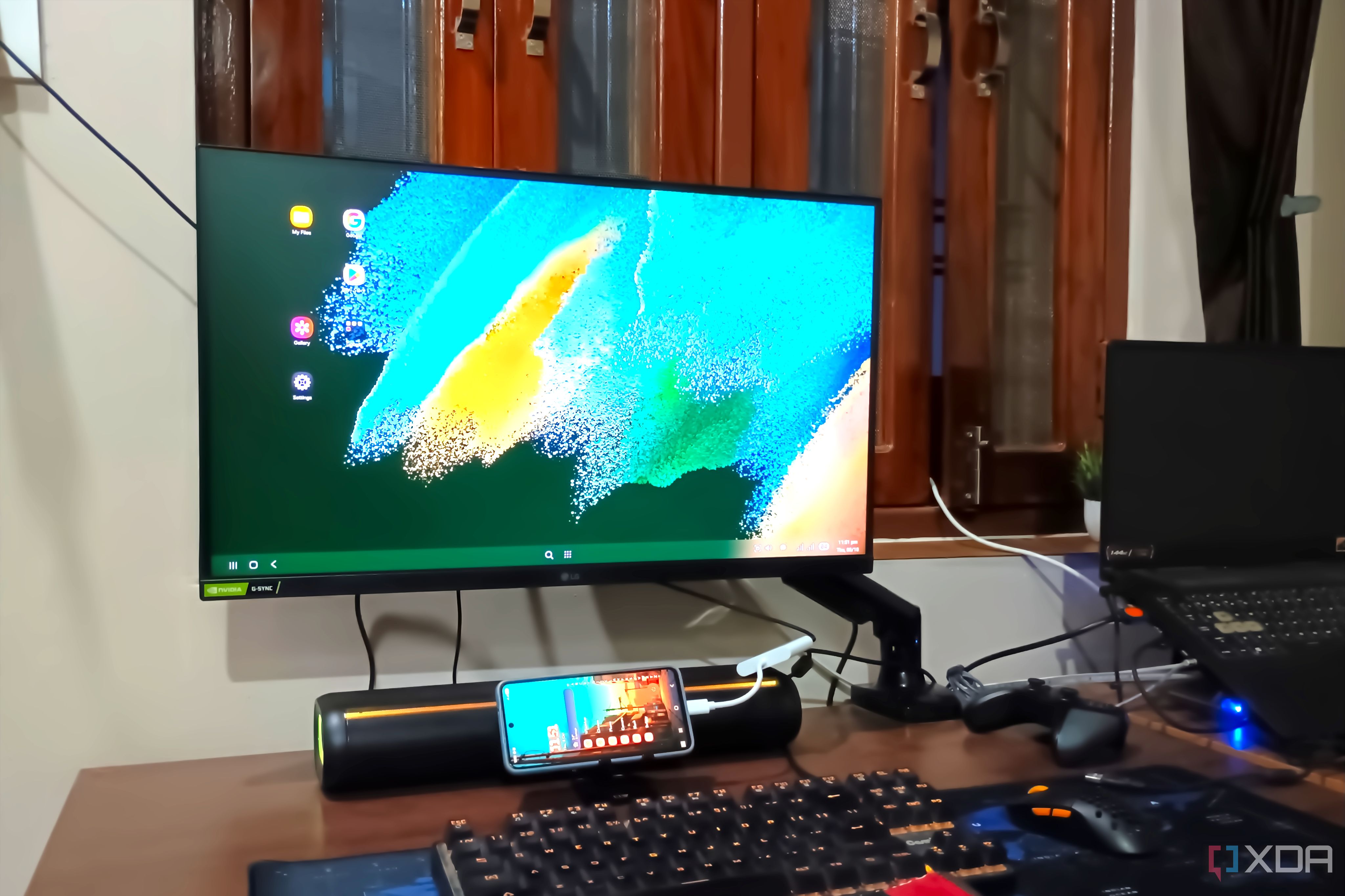 Samsung Galaxy S21 FE Lama Bisa Jadi PC Desktop Berkat DeX