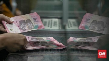 Rupiah Dibuka Menguat ke Rp17.900, Analis Proyeksi Bergerak di Rentang Rp17.850–Rp17.950