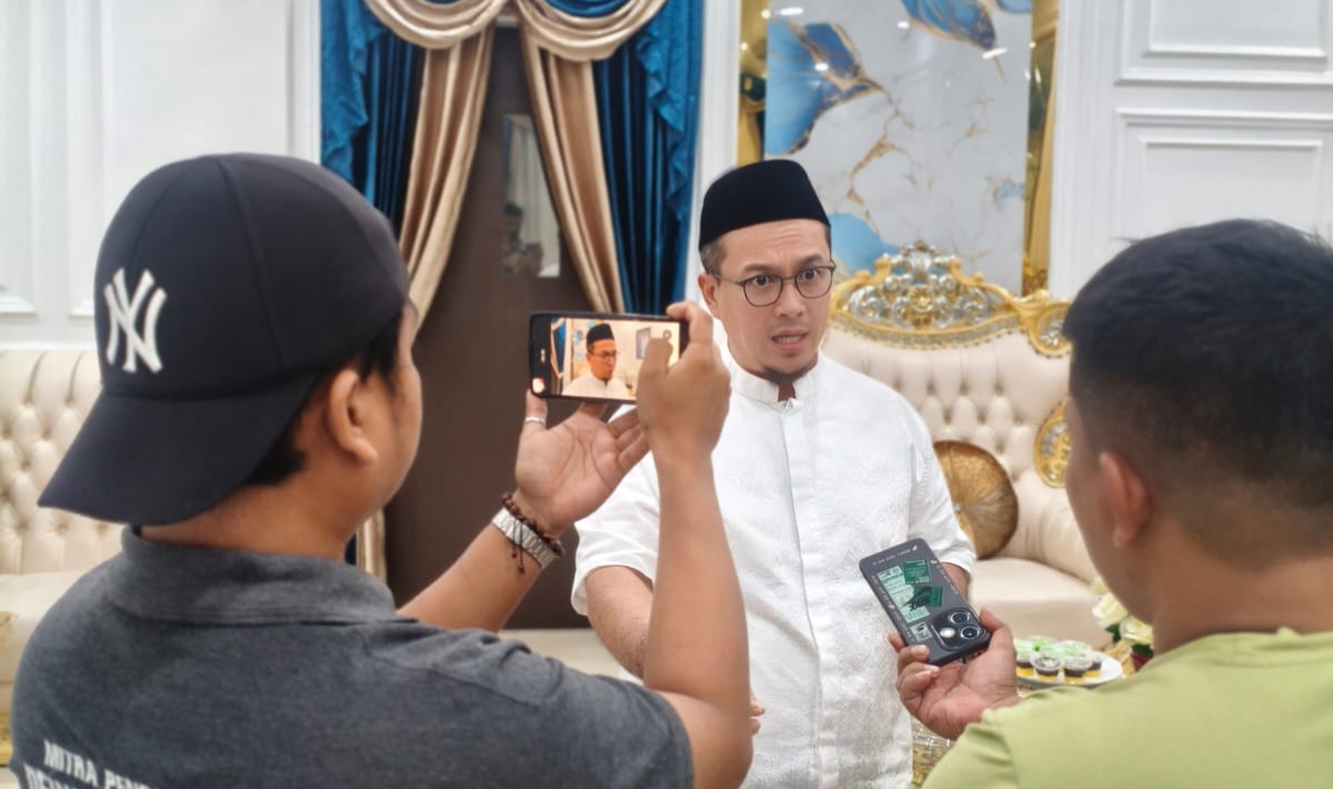 Bupati Mamuju Tengah Tegaskan ASN Dilarang Rangkap Jabatan Anggota BPD, Beri Waktu 30 Hari
