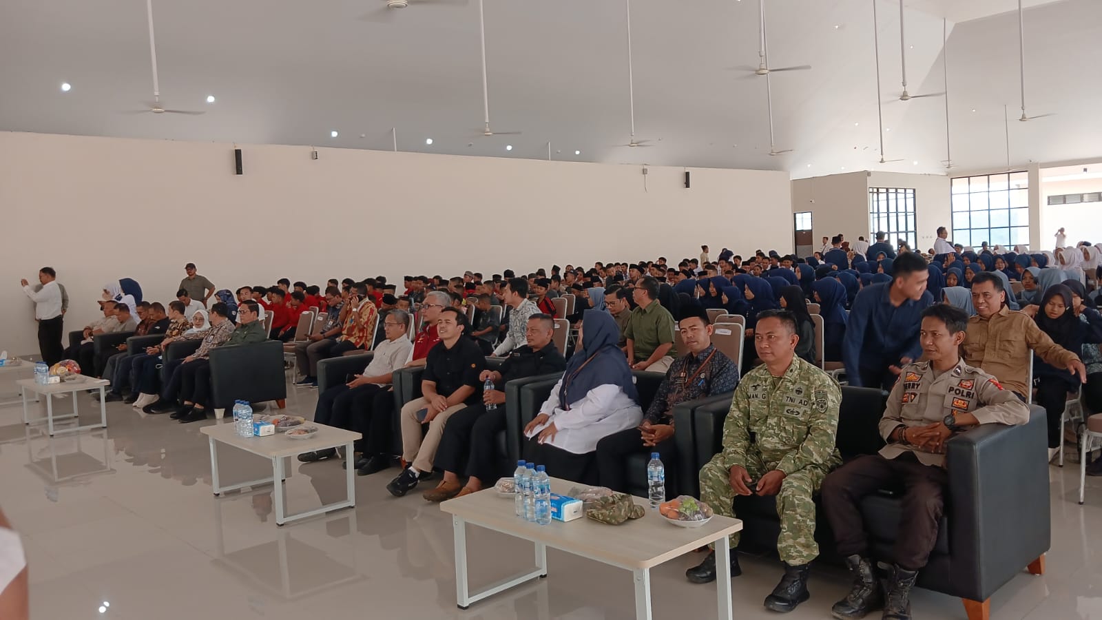 Polsek Panggarangan Hadiri Penutupan MPLS Sekolah Rakyat Terintegrasi 1 Lebak Banten