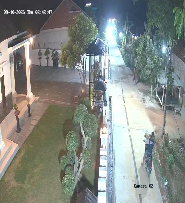 Percobaan Pencurian di Pekon Bandungbaru Pringsewu Terekam CCTV, Dua Pelaku Buron