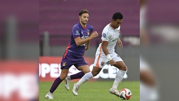 Persik Kediri Tumbangkan 10 Pemain Madura United 2-0, Naik ke Empat Besar
