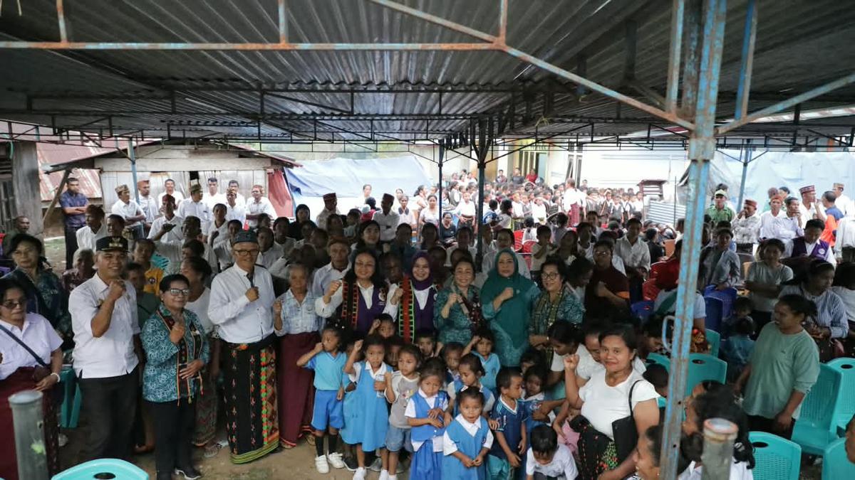 TP PKK dan Posyandu Pusat Salurkan 76 Kasur hingga 73 Paket Sekolah untuk Korban Gempa Manggarai