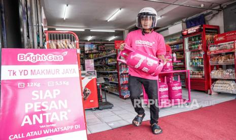 Pertamina Salurkan 125 Tabung Bright Gas untuk UMKM di MotoGP Mandalika