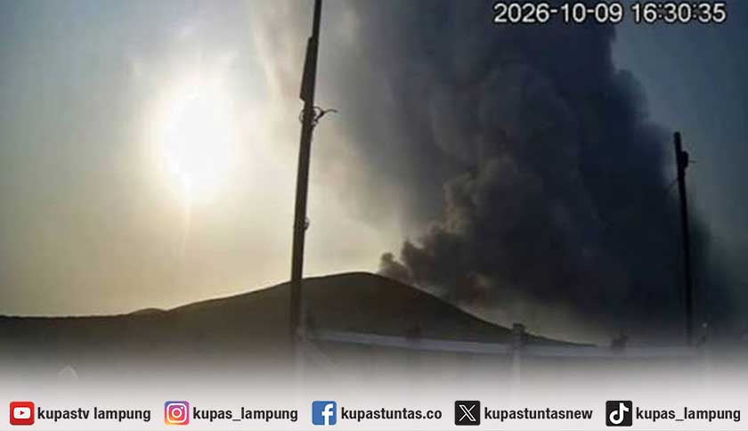 Badan Geologi Naikkan Status Gunung Anak Krakatau ke Level III Siaga, Warga Lampung Diminta Jauhi Radius 5 Km