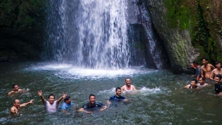 Bupati Sarolangun Resmikan Wisata Alam Telun Tujuh di Bukit Berantai, Sempat Menginap Bareng Forkopimda