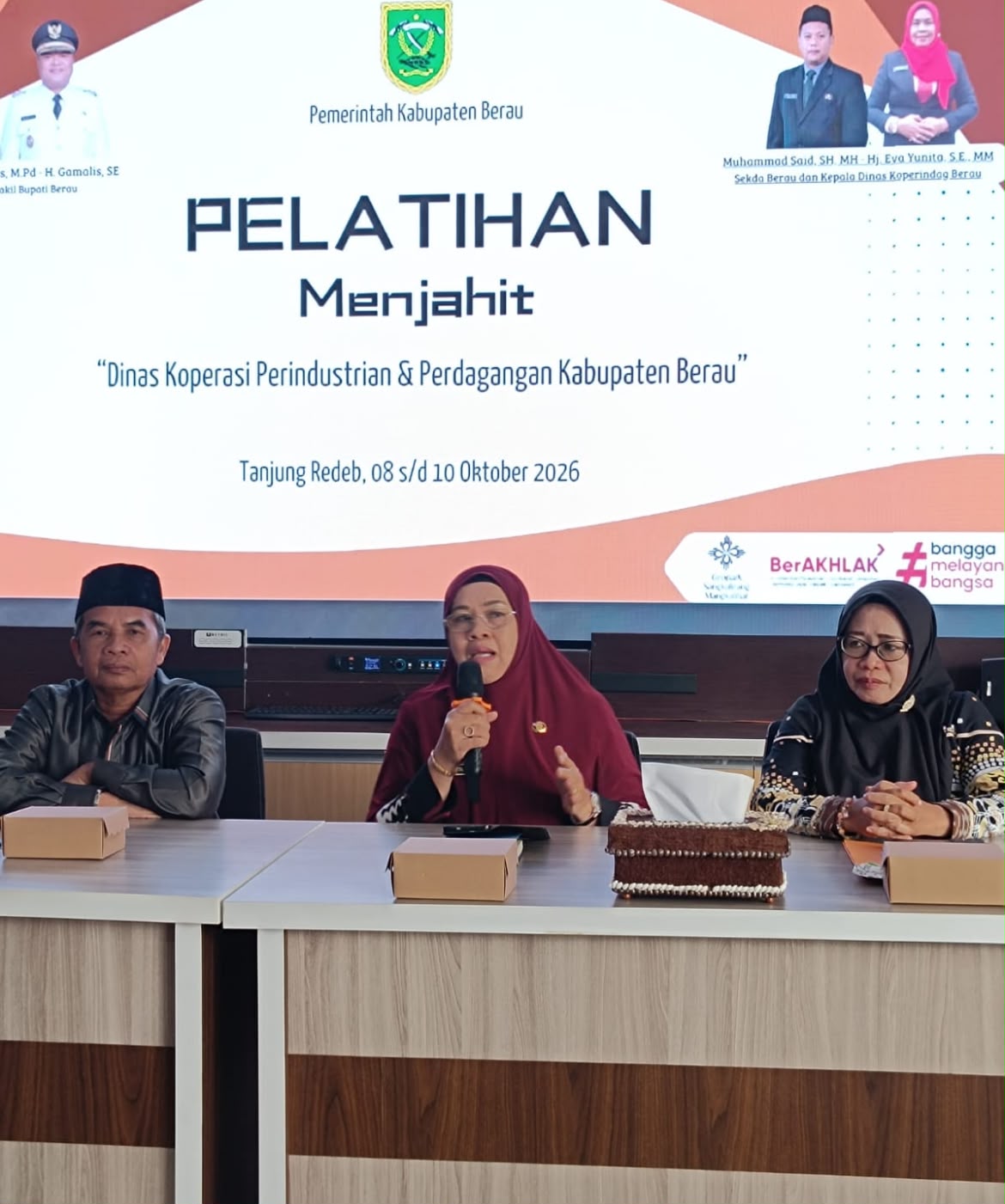 Diskoperindag Berau Latih 15 Warga Tanjung Redeb Menjahit, Targetkan Wirausaha Baru
