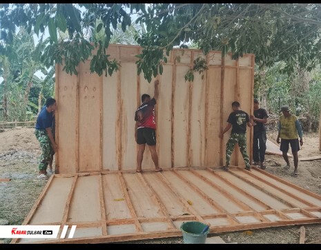 Kodim 1418/Mamuju Genjot Pembangunan Jembatan Gantung Sondoang, Warga Ikut Kerja Konstruksi