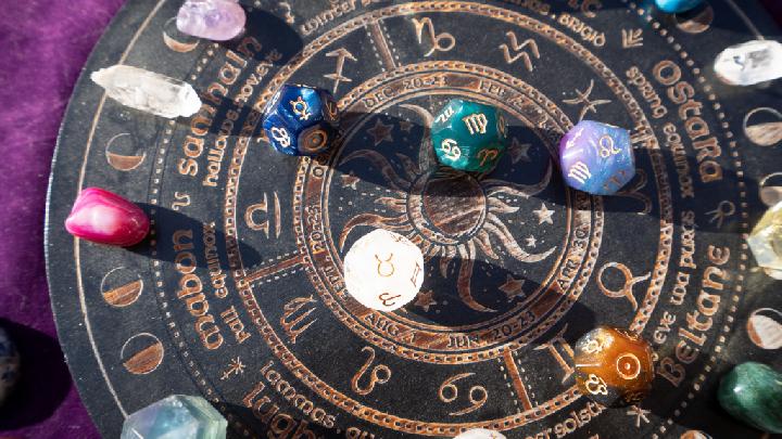 Ramalan Zodiak Mingguan 12-18 Oktober 2026