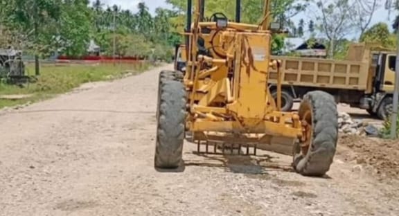 Proyek Jalan Waitina–Kou Kepulauan Sula Diduga Mangkrak, Praktisi Hukum Malut Desak Audit Kerugian Negara