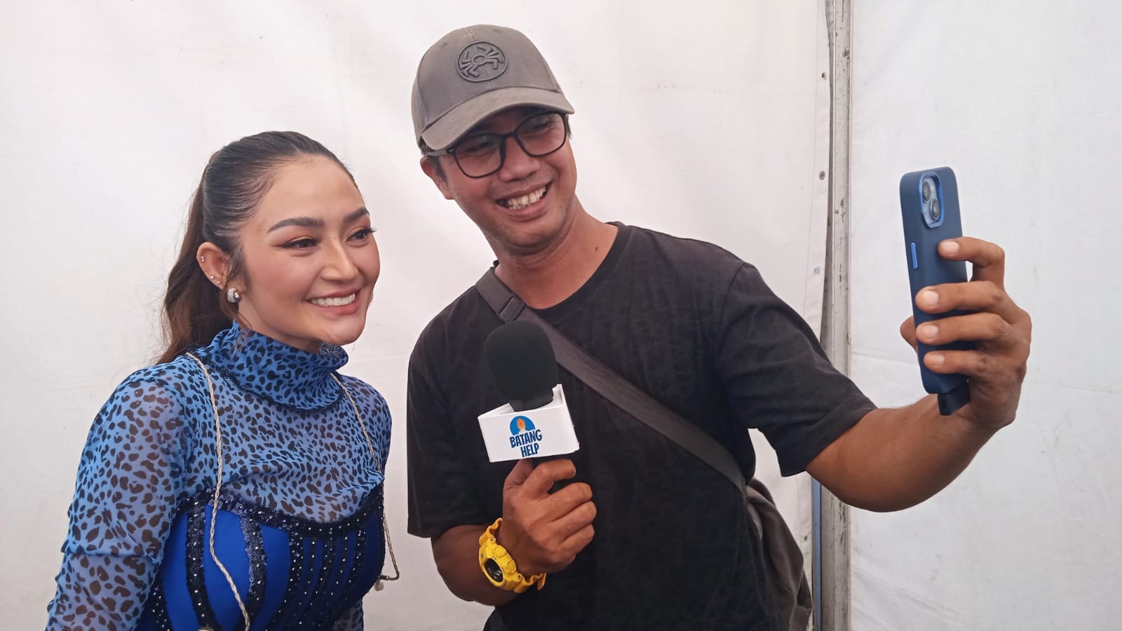 Siti Badriah Terharu Penonton Batang Hafal Lagu-Lagunya Saat Tampil Perdana di Karnaval SCTV